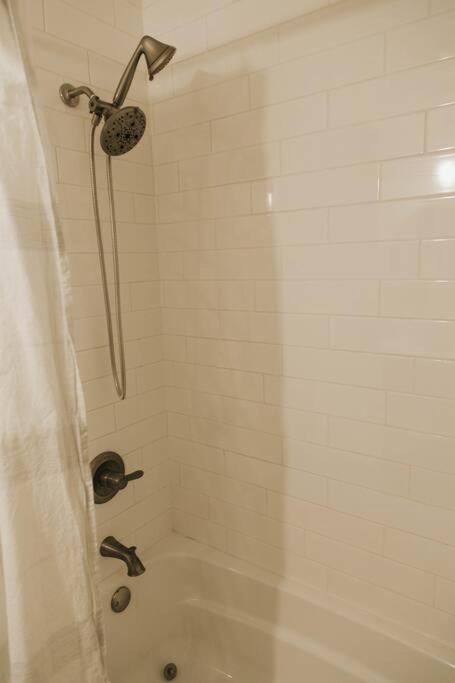 The Woodlawn Guest Holiday home *